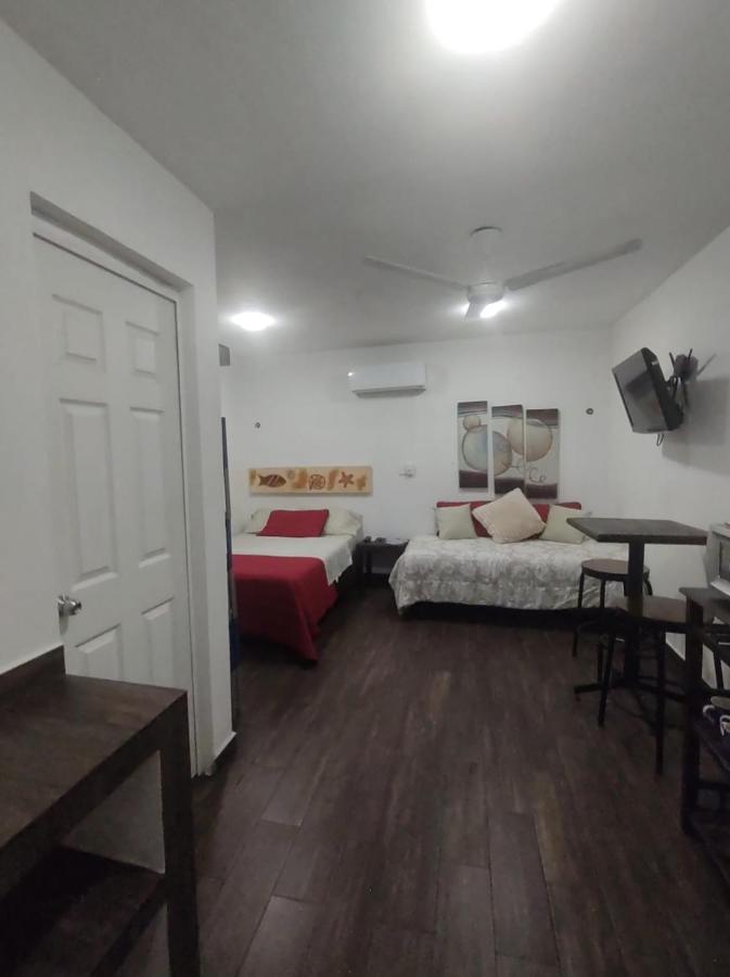 Estudio Zona Centro Cerca De La Terminal Ado Cancún Esterno foto